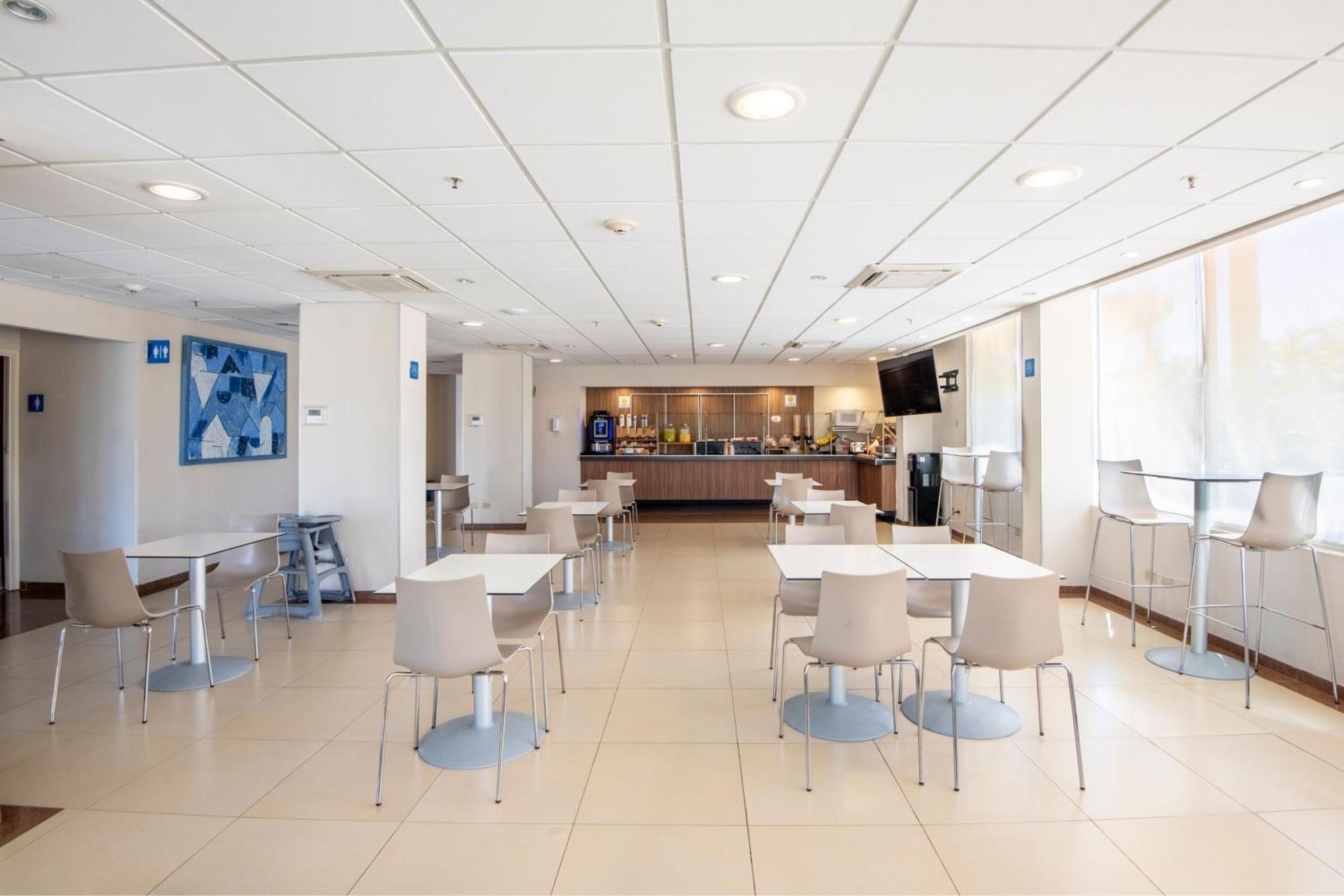 City Express By Marriott Lazaro Cardenas Exterior foto