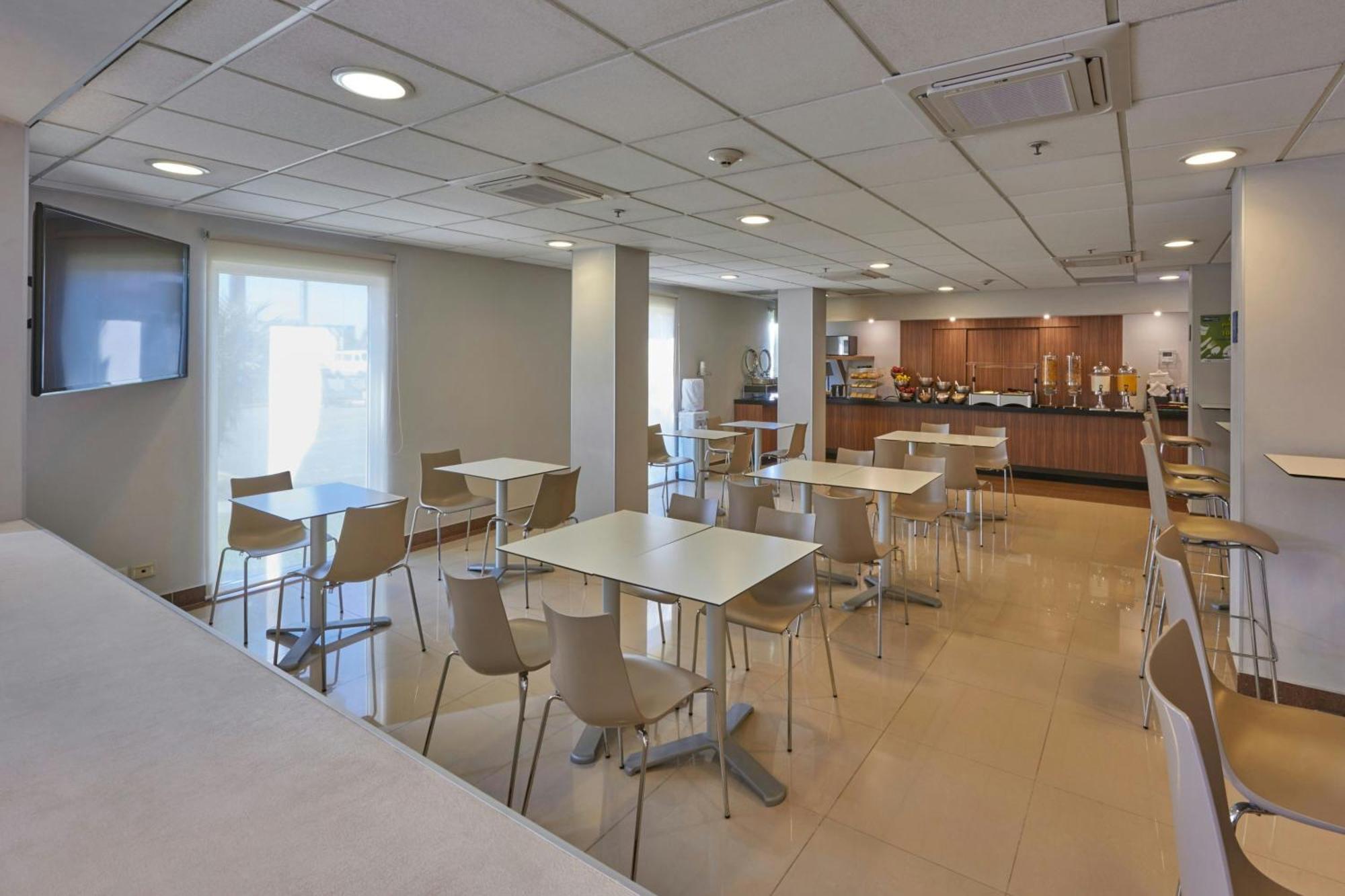 City Express By Marriott Lazaro Cardenas Exterior foto