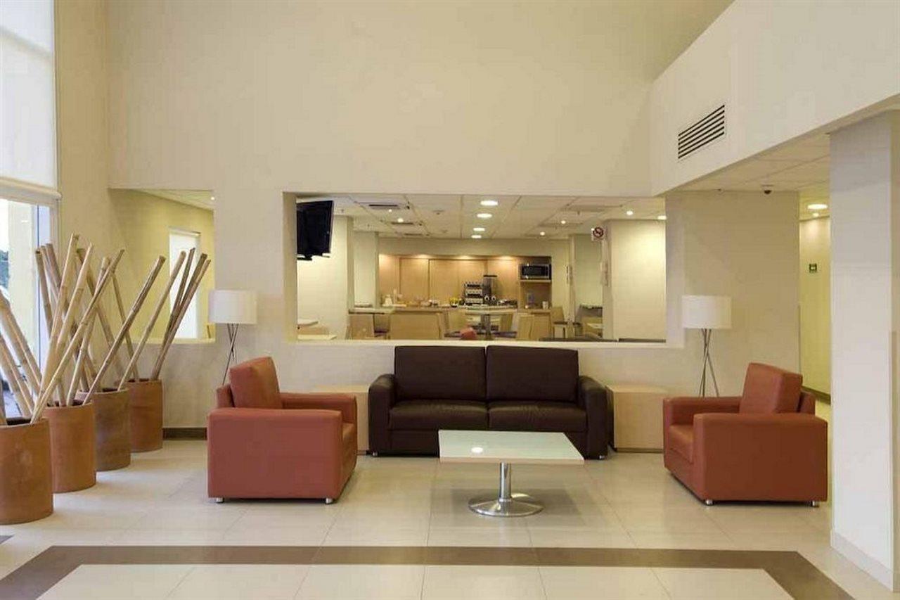 City Express By Marriott Lazaro Cardenas Interior foto